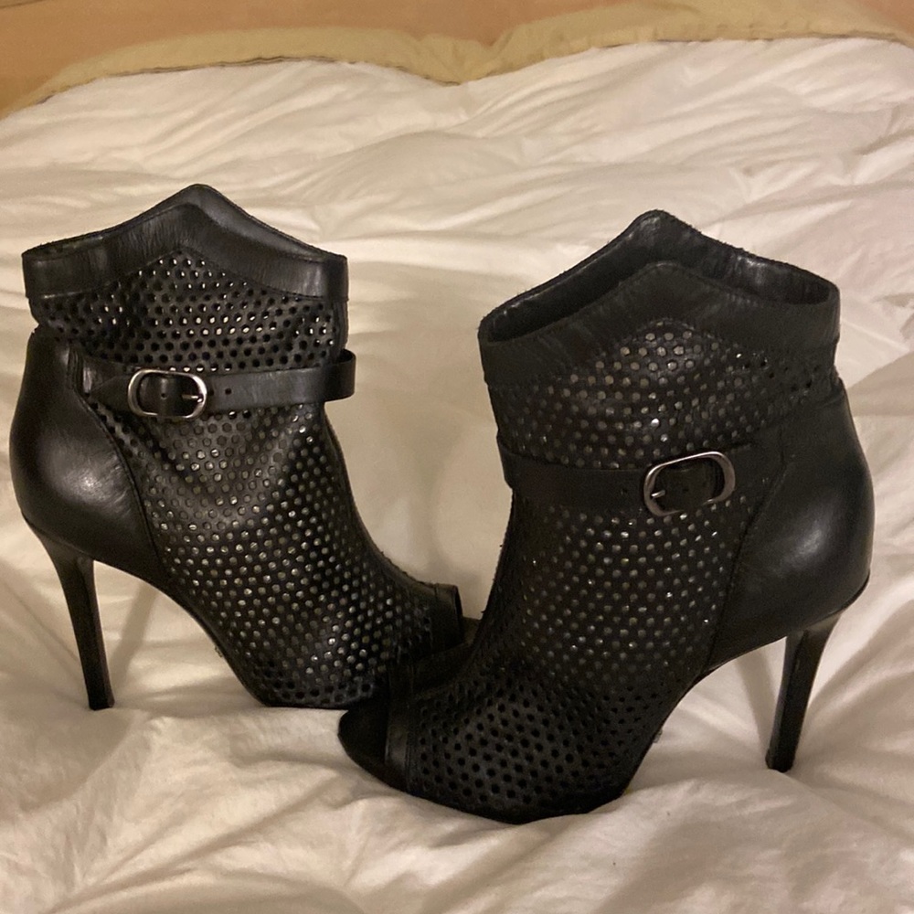 Boots,leather upper and sole,made in Brazil